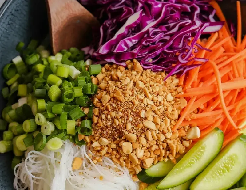 Crunchy Thai Salad with Rice Noodles and Peanuts | Fresh Summer Lunch Idea
